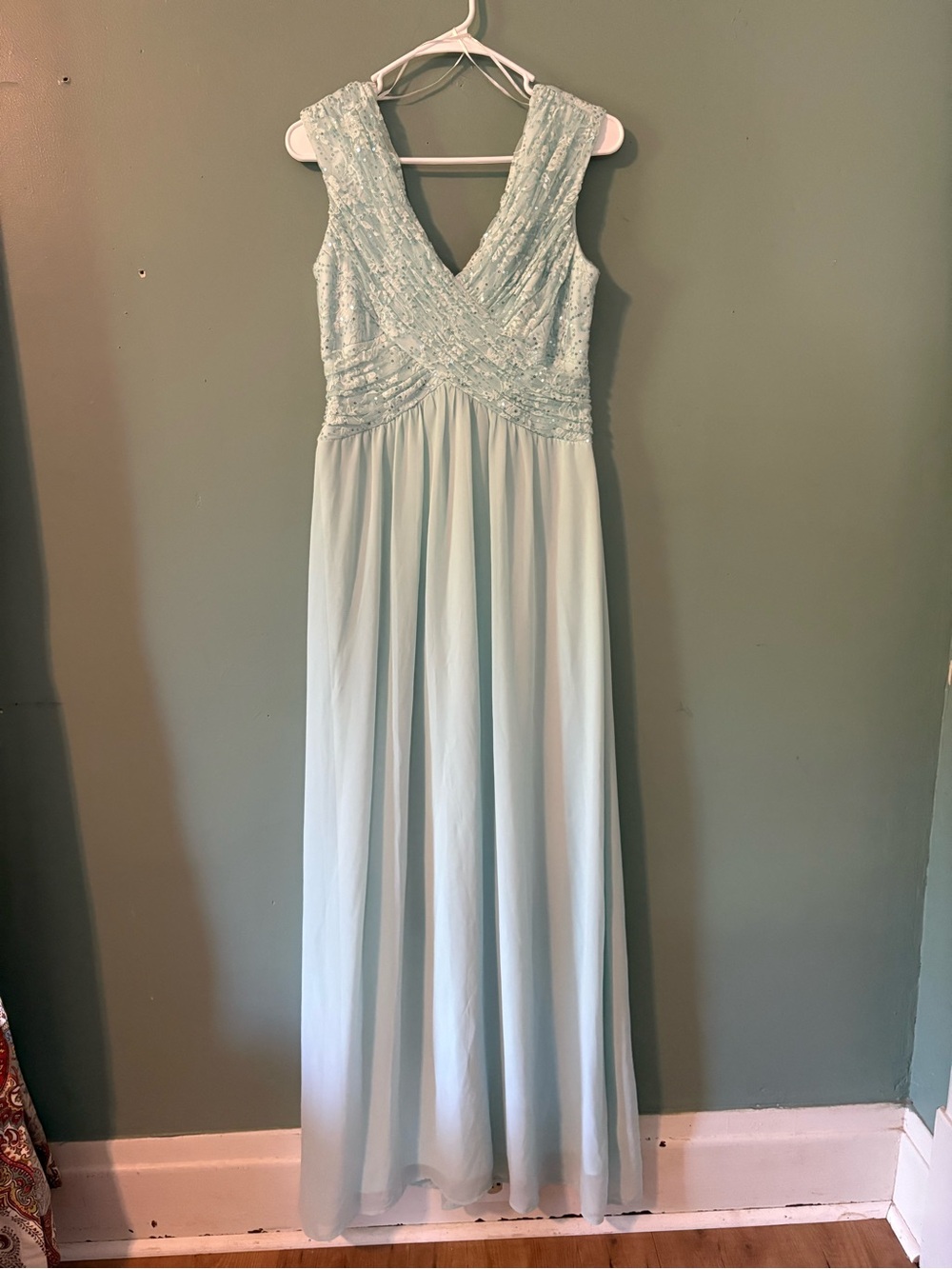 Sangria Elegant Light Blue V-Neck Beaded Evening Dress